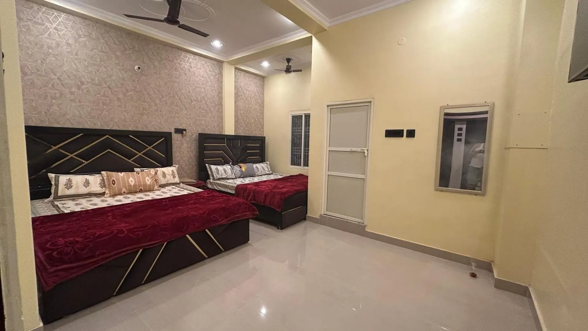 Hostel Temple Town Homes Assi Ghat Varanasi