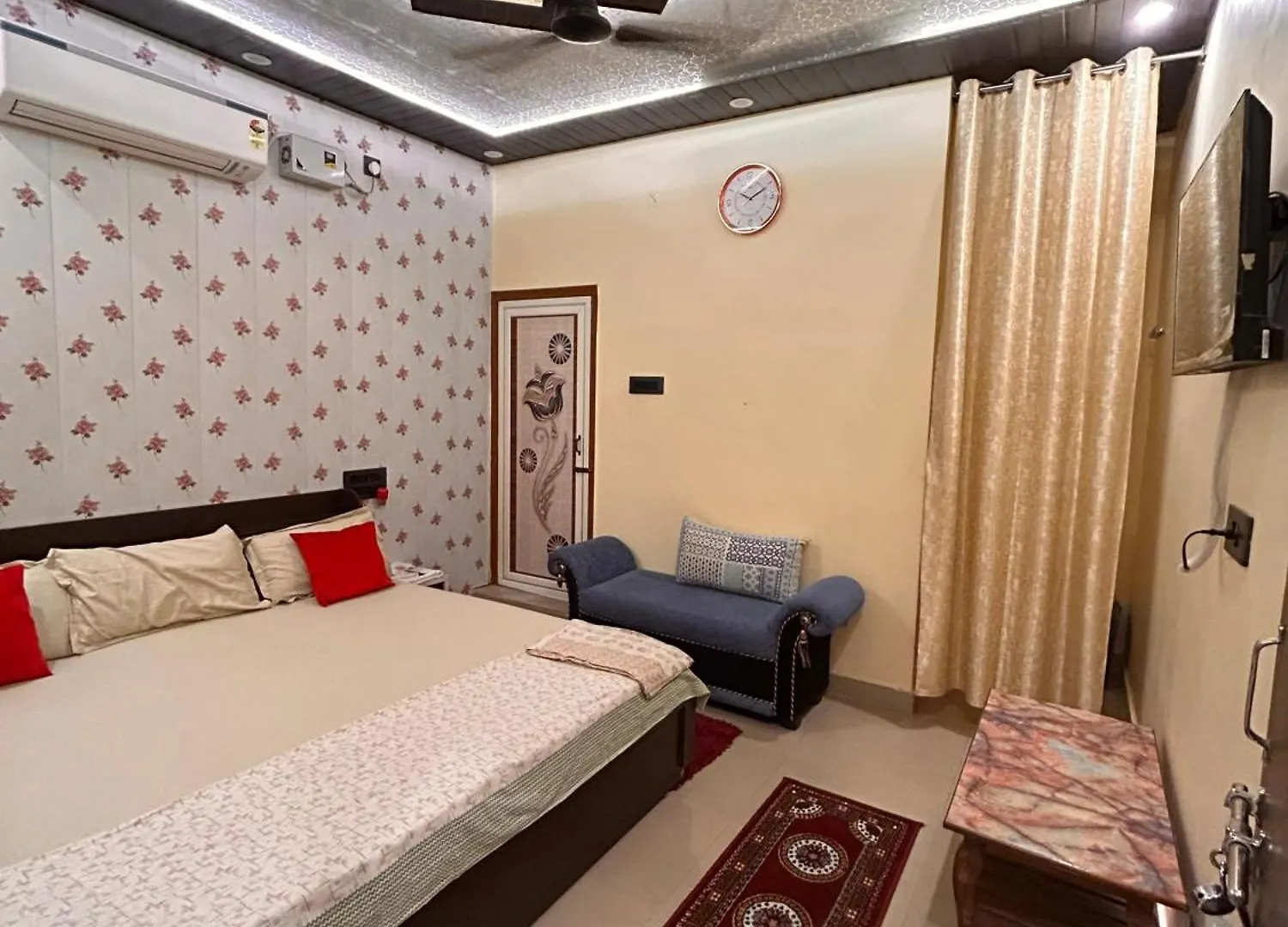 Hostel Temple Town Homes Assi Ghat Varanasi India