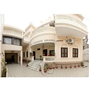 Shree Ganesha Palace Near Kashi Vishwanath Temple Varanasi